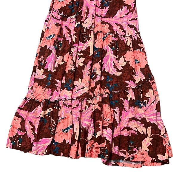Soma Wknd soft jersey one should floral smocked tiered maxi dress built in bra - Picture 12 of 16